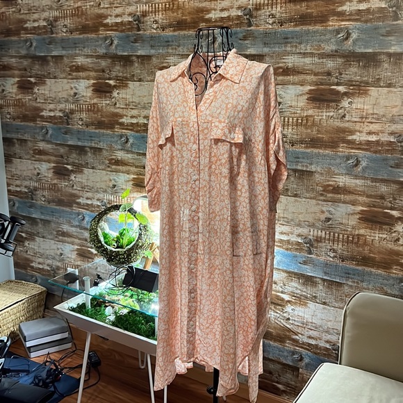 Lost and Wander swimsuit cover - Picture 2 of 7